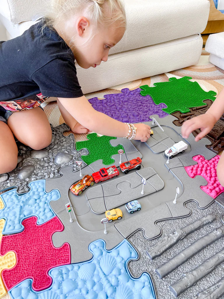 Muffik Magnetic Pretend Play Set - 17 pieces