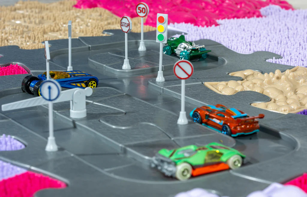 Muffik Magnetic Pretend Play Set - 17 pieces