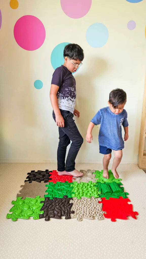 Muffik Puzzle Sensory Playmat Gift Set - 12 pieces